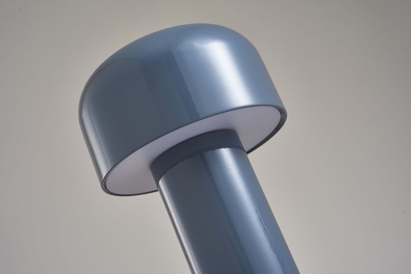 Rome Wireless Table Lamp